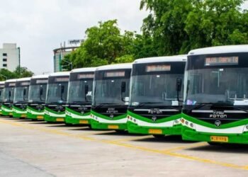 शासनाच्या धोरणानुसार ३५ एसी ई- बस सुरू करण्याची प्रक्रिया सुरू