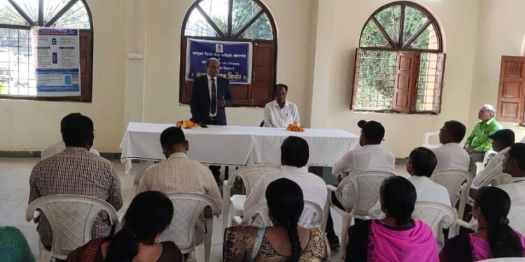 तालुका विधी सेवा समिती,सोयगाव व तालुका वकील संघ सोयगाव यांचे संयुक्त विद्यमाने कायदे विषयक शिबीर संपन्न