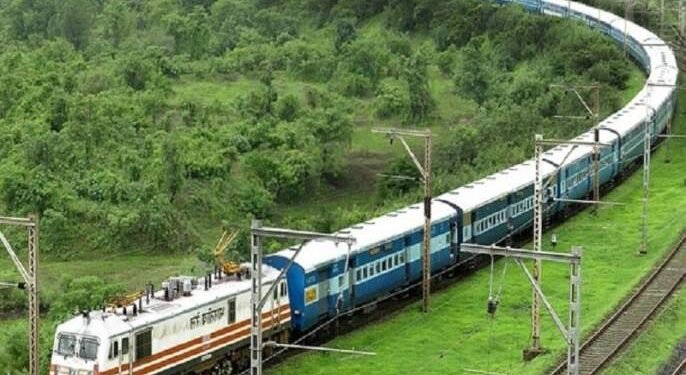 महापरिनिर्वाण दिना निमित्त मुंबईसाठी विशेष प्रवासी गाडी धावणार …