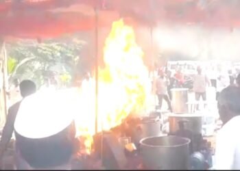 काँग्रेसच्या नवनिर्वाचित सरपंच, सदस्यांच्या सत्कार समारंभात अग्नी तांडवाचे विघ्न, लातूरातील घटना