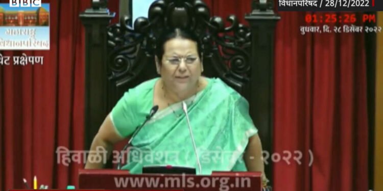 विधानपरिषदेत ‘त्या’ दोन आमदारांच्यामध्ये हमरीतुमरी झाल्यावर काय घडलं?