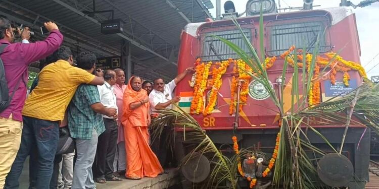 सांगोला – मंगळवेढा – सोलापूर नवीन रेल्वे मार्गास मंजुरी द्यावी – खा. डॉ. जयसिद्धेश्वर शिवाचार्य महास्वामीजी