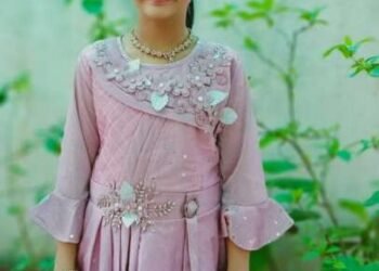 शाळेत किंवा जिल्ह्यातच पहिली नाही तर सायली राज्यस्तरीय शिबीर आणि स्पर्धेत सर्व गटांमधून सोलापूर जिल्ह्यातून निवडली गेलेली एकमेव विद्यार्थिनी…