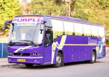 समृद्धी महामार्गावरून धावणारी पहिली बस सहा तासात शिर्डीत दाखल…