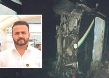 आमदार जयकुमार गोरेंच्या गाडीला भीषण अपघात; कार 30 फूट खोल खड्ड्यात कोसळली…