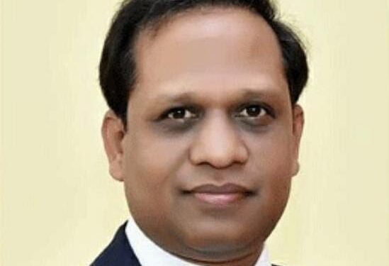 सोलापूर:- जिल्हा आरोग्य अधिकारी डॉ.शीतलकुमार जाधव निलंबित -आरोग्यमंत्र्यांनी डॉ.तानाजी सावंत यांची विधानपरिषदेत माहिती