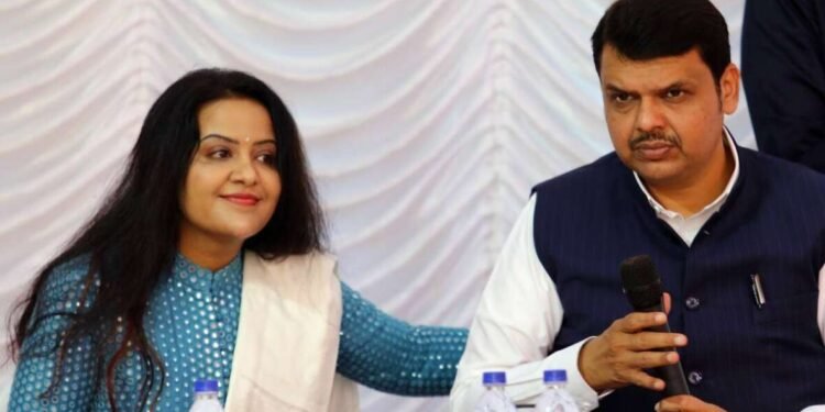 अमृता फडणवीस यांचं मोठं वक्तव्य! म्हणाल्या, पंतप्रधान नरेंद्र मोदी भारताचे नवे राष्ट्रपिता…