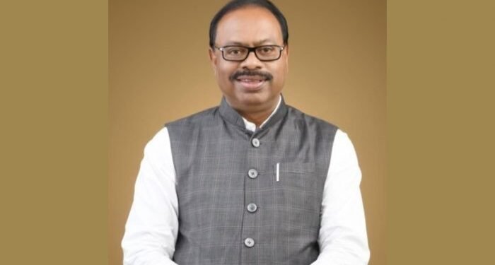 बावनकुळेंना दलित समाजाने दाखवले काळे झेंडे