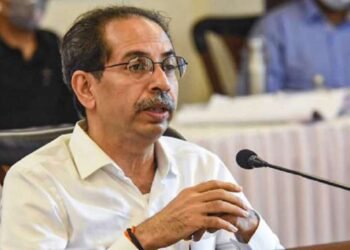 ठाकरे गटाची तातडीची बैठक, काय आहे कारण ? वाचा …