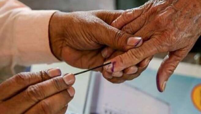 आता इतर राज्यांमध्ये राहून सुद्धा आपल्या मतदारसंघांमध्ये मतदान करता येणार…