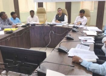 जलसंवाद यात्रेतून नागरिकांना नदीसाक्षर बनवणार: जिल्हाधिकारी…