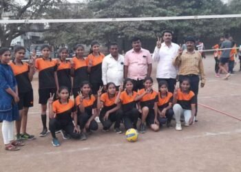 शिवलीच्या हॉलीबॉल (मुली) संघाची राज्यस्तरीय स्पर्धेसाठी निवड