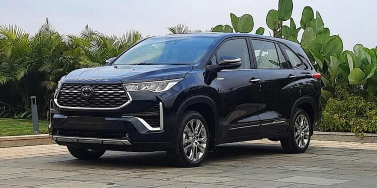 डिलिव्हरी सुरू व्हायच्या आधीच वेटिंग पीरियड पोहोचला वर्षभरापर्यंत…