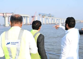 ट्रान्स हार्बर लिंक प्रकल्पाची पाहणी, मुंबई ते रायगड प्रवास आता केवळ 20 मिनिटात शक्य!