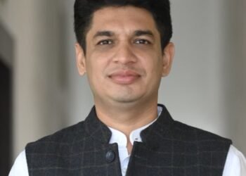 नाशिक पदवीधर मतदारसंघाच्या निवडणुकीत राजकीय नाट्यमय घडामोडींना वेग….