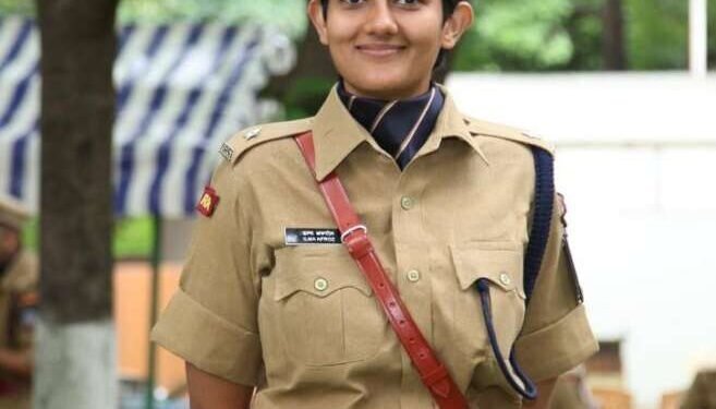 शेतात राबली, परदेशी नोकरी नाकारुन शेतकऱ्याची मुलगी इल्मा बनली IPS …