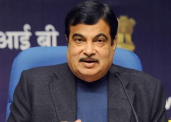 केंद्रीय मंत्री नितीन गडकरी यांना जीवे मारण्याची धमकी, सकाळपासून तीन वेळा फोन