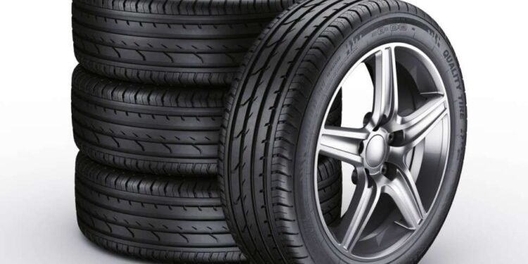 गाड्यांच्या टायरचा रंग फक्त काळाच का? लाल,पिवळा,निळा का नाही? वाचा यामागचं खरं कारण