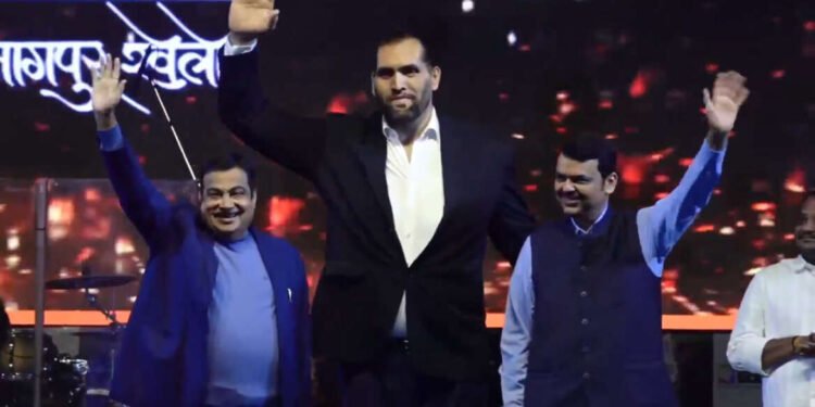 Live :- खासदार (संसद) क्रीडा महोत्सव २०२३, नागपूरच्या समारोप समारंभातून थेट…