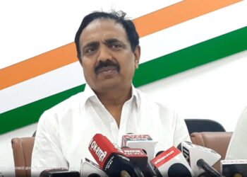 LIVE :- शरद पवारांच्या अध्यक्षतेखाली झालेल्या बैठकीत नेमकं काय झालं? जयंत पाटील लाइव्ह…