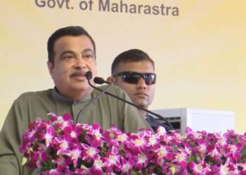 LIVE :- फलटण प्रकल्पांच्या उद्घाटन आणि पायाभरणी समारंभापासून थेट