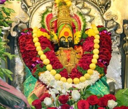 तुळजापूर- पुर्णाहुती नंतर घटोत्थापन करण्यात येवुन शांकंभरी उत्सवाचा सांगता !