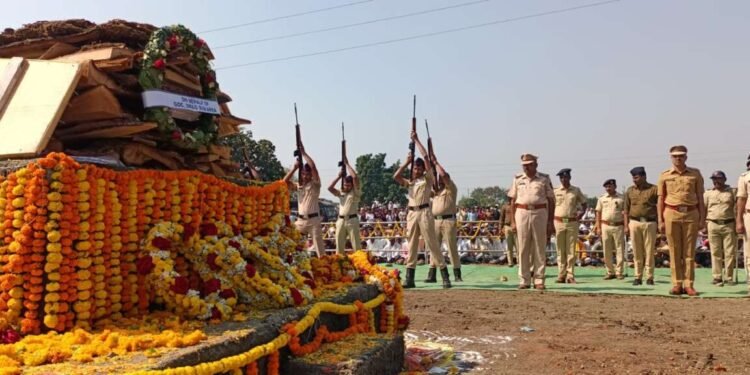 निलंगा तालुक्यातील वीर जवान श्रीधर चव्हाण अनंतात विलीन…