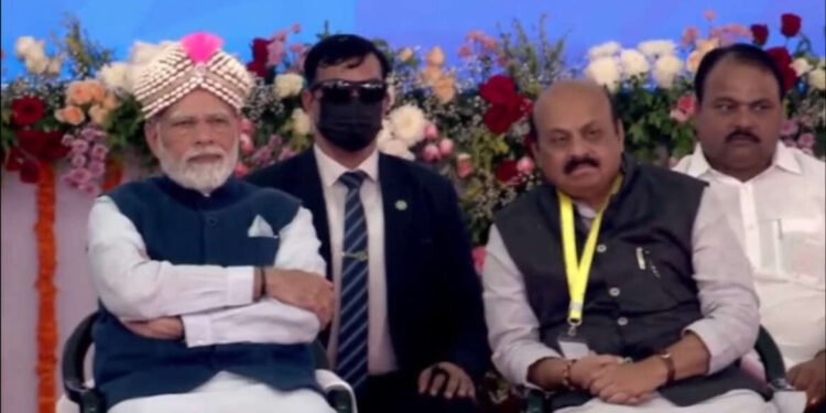 LIVE :- पंतप्रधान नरेंद्र मोदीजी यांच्या हस्ते २६ व्या राष्ट्रीय युवा महोत्सवाचे उद्घाटन