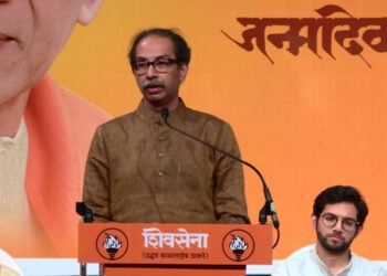 भक्त अंध होते पण गुरुही अंध निघाले, BMCच्या ठेवींवरुन उद्धव ठाकरेंचा नरेंद्र मोदींवर पलटवार…