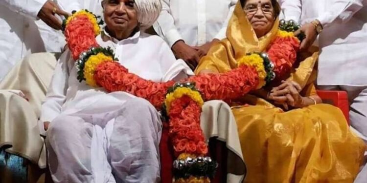 ज्येष्ठ किर्तनकार बाबा महाराज सातारकर यांच्या पत्नी माई सातारकर यांचं निधन; वयाच्या 85 व्या वर्षी घेतला अखेरचा श्वास…