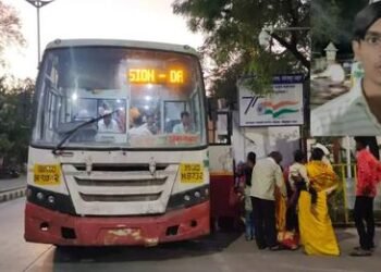 सोलापूर-उस्मानाबाद एसटी थेट पोलीस ठाण्यात; प्रवासी ताटकळले, सगळ्यांची झडती; कारण काय?