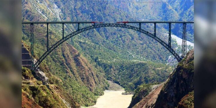 आयफेल टॉवरपेक्षा ३५ मीटर अधिक उंच पूल आपल्या भारतात, १२० वर्षांचे आयुष्य अन् २१ हजार कोटींचा खर्च !