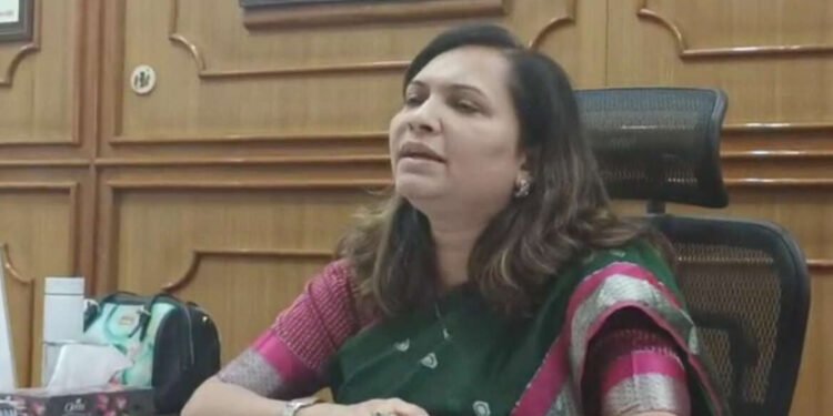 ब्रेकिंग :- महापालिका आयुक्त शीतल तेली यांनी मांडला 677 कोटींचा अर्थसंकल्प…