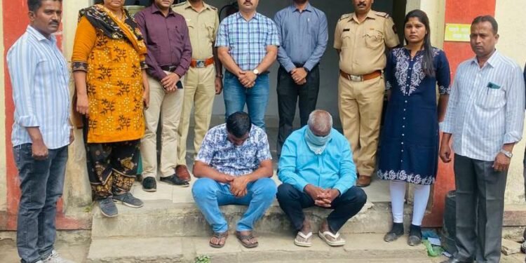 सोलापूर विभागाची तेलंगणा राज्यातील सिद्धीपेठ येथे धाङसी कामगिरी, बनावट ताडी गुन्ह्यातील मुख्य सूत्रधाराला अटक केली…