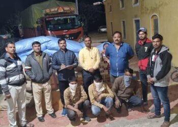 औरंगाबाद जळगाव महामार्गावरून गुटख्याची वाहतूक करणारा आयशर टेम्पो जप्त…