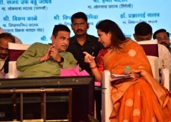 नितीन गडकरींद्वारे कोट्यवधींच्या रस्ते कामांची परभणी जिल्हास भेट, चारठाणा ते जिंतूर या नव्या कामाकरीता 250 कोटी रुपये…