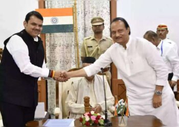 पहाटेच्या शपथविधीवर देवेंद्र फडणवीस स्पष्टच बोलले…