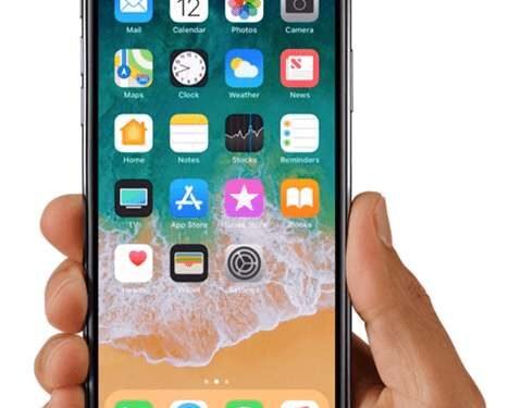 स्मार्टफोन हातात असल्यानंतर सोशल मीडियातून वेळ काढून फोनमध्ये या गोष्टीही पाहा…