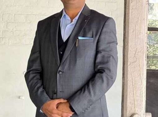 दहावीच्या परीक्षेत जेमतेम काठावर पास; IAS अधिकारी बनून सर्वांना दिला आश्चर्याचा धक्का…