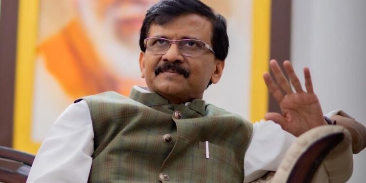 संजय राऊतांवरील हक्कभंग कारवाईचा चेंडू आता केंद्राच्या कोर्टात….