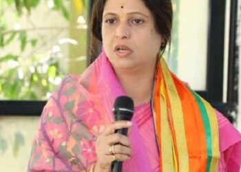 चिंचवडमध्ये भाजपच्या अश्विनी जगताप  एकूण 8371 मतांनी आघाडीवर!