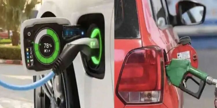तुम्हाला जुनी पेट्रोल-डिझेल गाडी इलेक्ट्रिक करायचीय? किती खर्च येईल? जाणून घ्या !