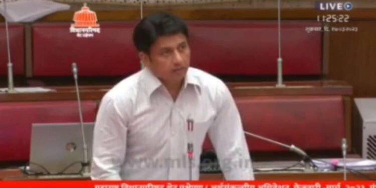 उजनी धरणामध्ये ६३ TMC मृत साठा, ५३ TMC जिवंत पाणीसाठा तर १३ टक्के गाळ….