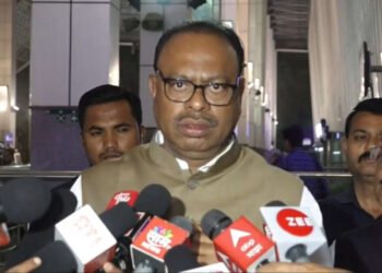 LIVE | नागपूर विमानतळ येथे प्रदेशाध्यक्ष श्री चंद्रशेखर बावनकुळे यांचा माध्यमांशी संवाद…