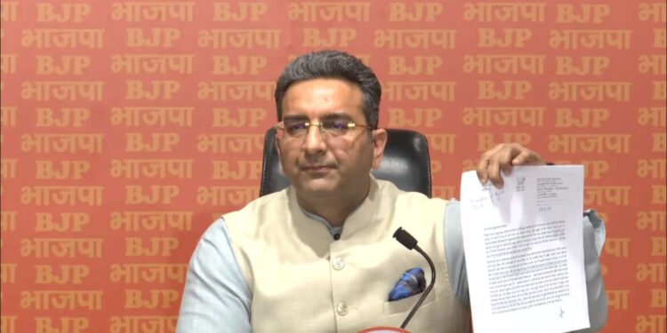 LIVE :- भाजपचे राष्ट्रीय प्रवक्ते गौरव भाटिया नवी दिल्ली पक्ष मुख्यालय पत्रकार परिषद…