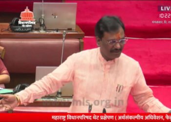 मुंबई – LIVE विधान परिषदेचे विरोधी पक्ष नेते अंबादास दानवे विधान परिषदेतून….