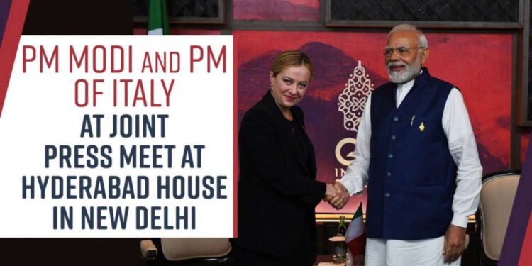 पंतप्रधान नरेंद्र मोदी आणि इटलीचे पंतप्रधान नवी दिल्लीतील हैदराबाद हाऊस येथे संयुक्त पत्रकार परिषद…