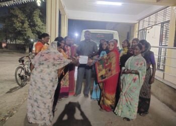 निलंगा:- अवैध दारू, ताडी विक्रेत्यांवर कारवाई करण्याची महिलांची मागणी….