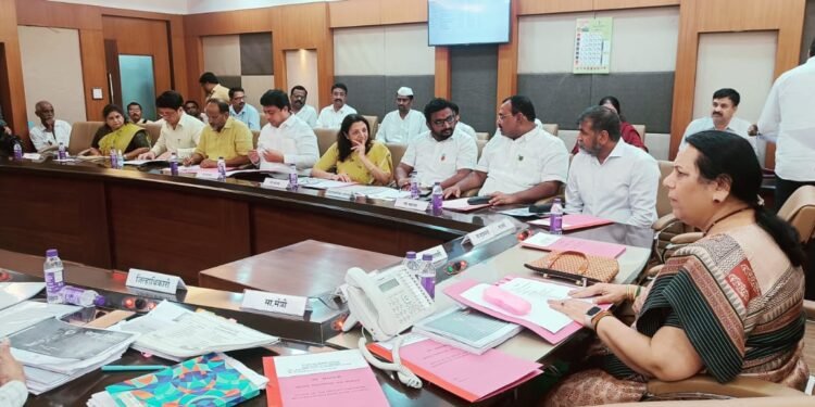 पंढरपूर कॉरिडॉरसंबंधी विधान भवनात बैठक; आराखडा तयार करण्याचे नीलम गोऱ्हे यांनी निर्देश…