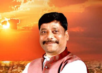 कसब्यात रवींद्र धंगेकर ३००० हजार मतांनी आघाडीवर